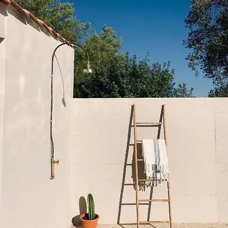 别墅 The Goathouse