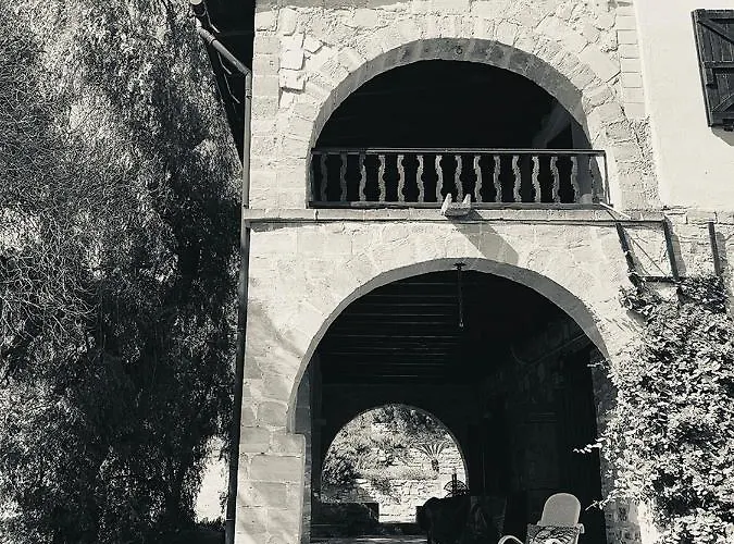 The Goathouse Vila *