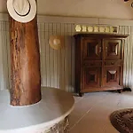 Вілла The Goathouse *