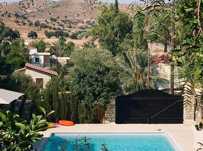 The Goathouse * Larnaca